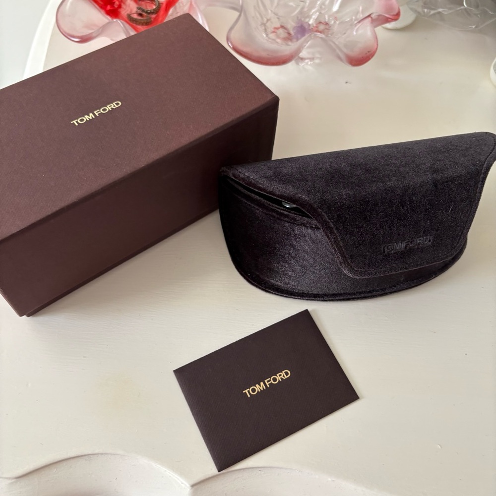 Tom Ford Annabelle Brown Oversized Sunglasses Round - Picture 6 of 6